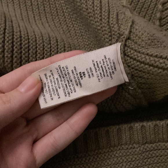 free people la brea v neck sweater in drab olive / army green - Picture 6 of 10